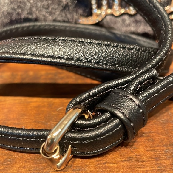 NWT Juicy Couture Black Faux Fur Mini Tote or Crossbody MSRP $89 - Picture 4 of 10